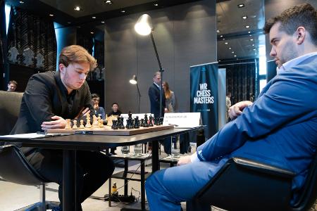 Schach: Carlsen gleicht gegen Keymer aus