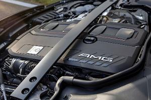 Mercedes-AMG C63 S E Performance 