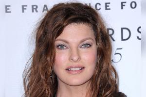 Linda Evangelista spricht offen über missglückte Beauty-Behandlungen