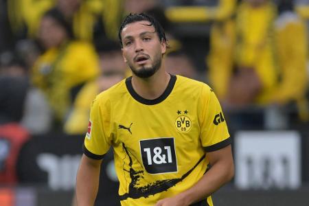 Ramy Bensebaini (bis 76.) - Note: 2,5 - Bei seinem Pflichtspieldebüt im BVB-Trikot bienenfleißig auf links, auch wenn ihm die Präzision beim Passspiel im letzten Drittel abging. Konnte den Ball vor dem 1:2 nicht sauber klären, das sah etwas ungeschickt aus. Fing sich aber postwendend und schlug die Flanke, die zum 3:1 führte.