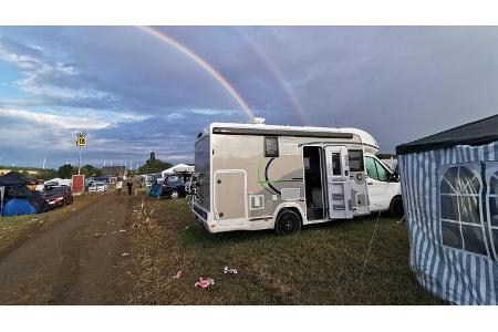 Außenansicht, Seite, Regenbogen, Camp