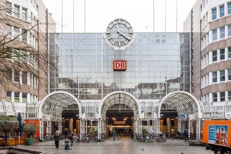 Bahnhofseingang Bahnhof Düsseldorf