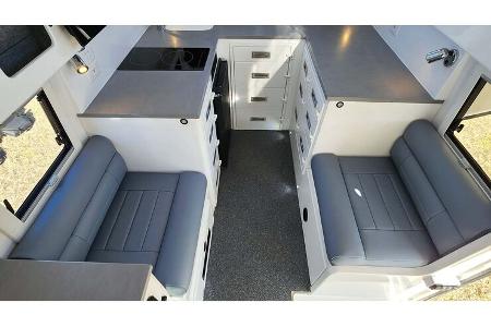 Earthruiser Extreme 330 XTR6x6 (2023)