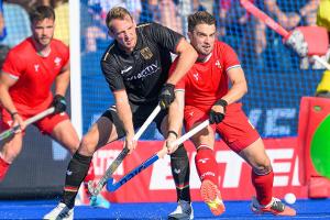 Wellen über EM-Atmosphäre: "Vor dem Warm-up schon Gänsehaut"