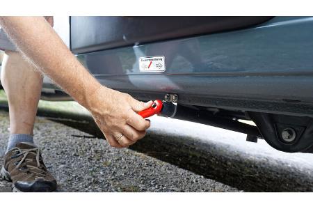 Pössl Summit Shine 640 - Tankablassen