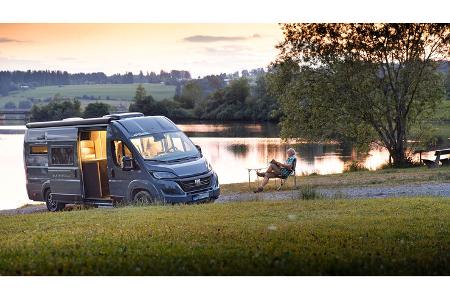 Pössl Summit Shine 640 - Abendstimmung 