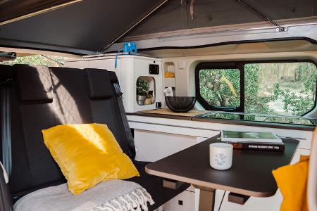 Innenraum des Etrusco Campervan auf Basis des Renault Traffic
