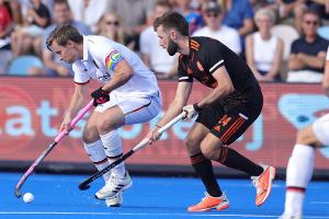 Gewitter: Halbfinale der Hockey-Männer beginnt später