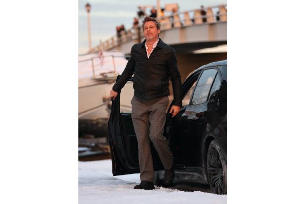 …Brad Pitt dreht seinen Formel-1-Film weiter, nachdem er den Dreh eine Zeitlang ruhen ließ, und filmte beim Grand Prix in Budapest: Sein Co-Produzent…