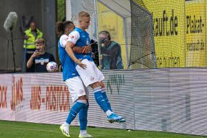 Rostock schießt sich an die Spitze