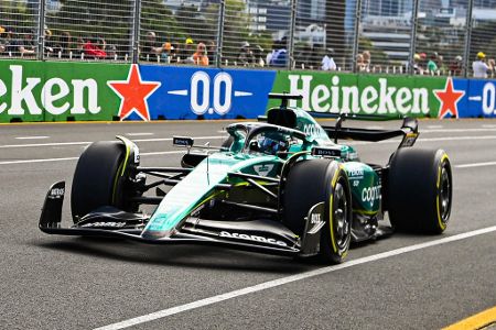 Platz 11: Lance Stroll (Aston Martin) - Note: 4,5 - Konnte die Leistung des Aston Martin nicht auf die Strecke bringen. Kam auf nasser Fahrbahn selbst mit dem besseren Reifen zeitweise nicht an den Soft-Fahrern vorbei. Erlaubte sich zwar keine klaren Fehler. Mit Blick auf das Alonso-Ergebnis dennoch eine eher schwache Leistung des Kanadiers.