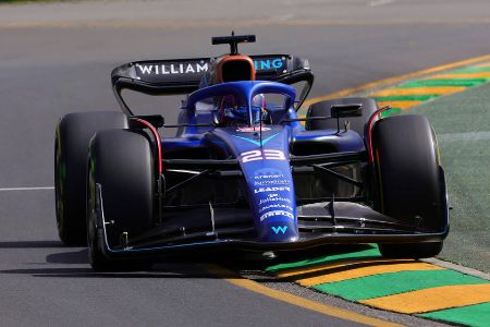Platz 8: Alex Albon (Williams) - Note: 3,0 - Verzichtete auf einen frühen Reifenwechsel, büßte dadurch seinen starken vierten Startplatz ein. War unter normalen Bedingungen beständig schnell unterwegs und konnte sich sogar mit den Mercedes anlegen. Das Timing beim Boxenstopp verhinderte jedoch eine Position weiter vorne, die möglich gewesen wäre.