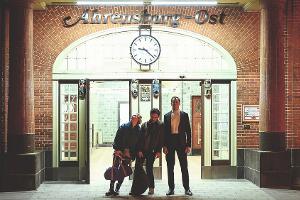 "Sophia, der Tod & ich": Schwarzhumoriges Regiedebüt von Charly Hübner