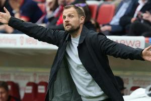 Svensson erwartet "aggressive Bremer Mannschaft"