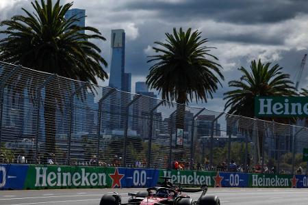 Platz 15: Valtteri Bottas (Alfa Romeo) - Note: 4,0 - Verbesserte sich in der ersten Runde von P18 bis auf Rang neun. Blieb jedoch auf den Softs und schenkte dadurch jeglichen Vorteil wieder her. Hing in der Folge hinten fest und sorgte kaum für Highlights.