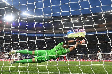 Ex-Stuttgarter Vlachodimos von Benfica zu Nottingham