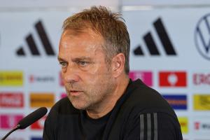 Flick über Schulsport: "Das muss sich ändern"