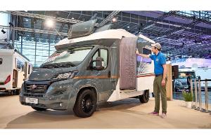 Außenaufnahme, Slide-Out, Messe, Düsseldorf, Mann