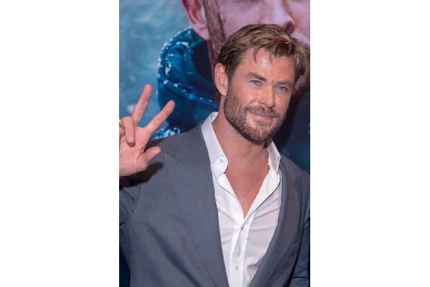 Chris Hemsworth wurde 2014 zum Sexiest Man Alive gekürt. Und – hat seine Frau errötend genickt? 