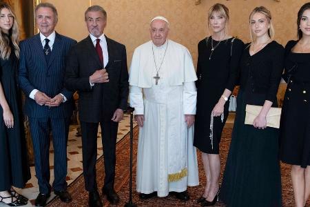 Treffen mit dem Papst: Sylvester Stallone ballt die Fäuste