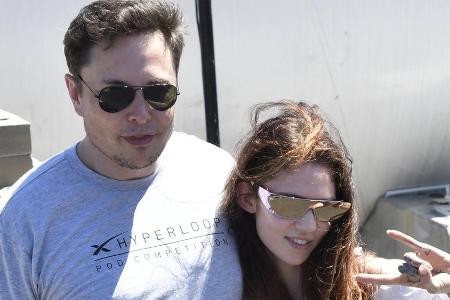 Neue Biografie: Elon Musk und Grimes sollen ein drittes Kind haben