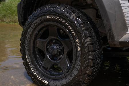 Felge und Reifen des Twisted Suzuki Jimny.