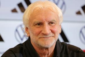 Bus statt Bahn: Völler liegt goldrichtig