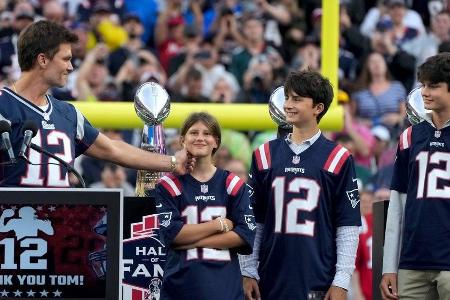 NFL-Star Tom Brady: Triumphaler Auftritt mit seinen Kids im Stadion