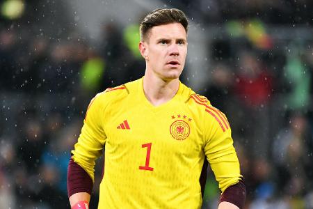 TOR: Marc-André ter Stegen (FC Barcelona) - Note: 2,0 - Manuel Neuer muss sich warm anziehen. In Abwesenheit des langzeitverletzten Bayern-Keepers hat Marc-André ter Stegen seine durchaus nachdrücklich geäußerten Ansprüche auf die Nummer eins mit guten Leistungen in beiden Spielen untermauert. Es wird spannend, wer bei der EM im Tor steht.