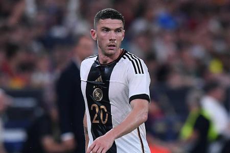 Robin Gosens (1. FC Union Berlin) - Note: 5,0 - Nach gutem Start in die Bundesliga mit großen Hoffnungen zum DFB-Team gereist. Auf 30 katastrophale Minuten in der 2. Halbzeit gegen Japan samt Einleitung eines Gegentores folgte rund eine Viertelstunde Abwehrarbeit gegen Frankreich. Insgesamt ein Rückschritt mit Blick auf die EM.