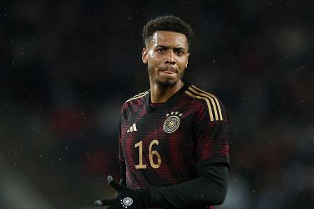 Felix Nmecha (Borussia Dortmund) - ohne Note - Nach durchwachsenem Start beim BVB überraschend für das DFB-Team nominiert, wo er lediglich als Statist agieren konnte. Bekam keine Einsatzminute.