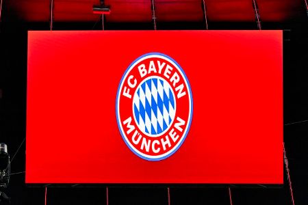 Platz 2: FC Bayern - 146,48 Millionen Euro - Transferumsatz: 618,48 Millionen Euro