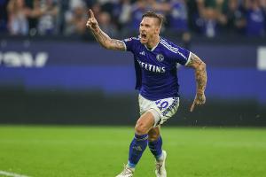 4:3 nach 0:2: Schalke ringt Magdeburg nieder