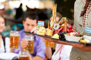 Achtung, Kalorienfalle! So geht gesunde Ernährung auf der Wiesn