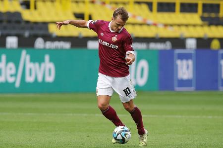 3. Liga: Aue bleibt an Dresden dran - 3:1 gegen Halle