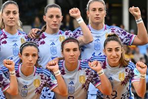 "Doppelter Sieg": Spaniens Fußballerinnen sind zurück