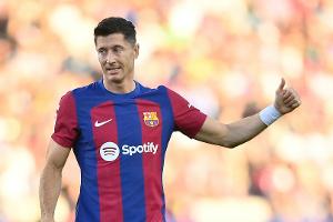 Wiederholung: Lewandowski und Cancelo retten Barca