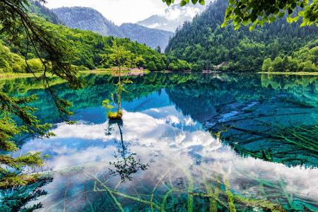 Eine Göttin und ihre Seen