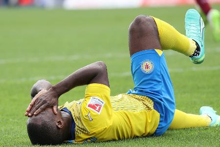 Braunschweig: Ujah fällt auf unbestimmte Zeit aus