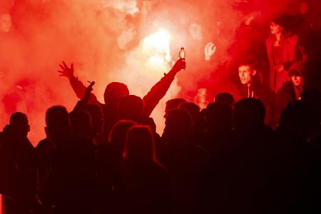 Pyro auf Schalke: Geldstrafe für Kaiserslautern