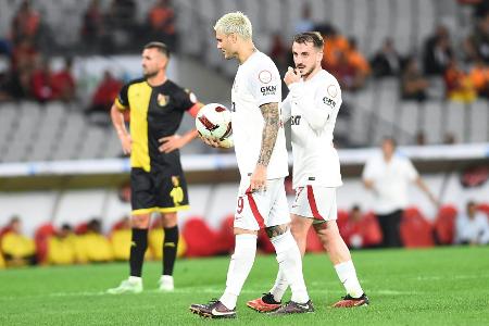 Istanbuler Derby: Icardi mit kuriosem Elfmeterfehlschuss