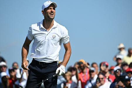 Djokovic auch mit Golfschläger erfolgreich