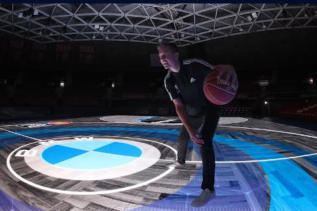 ASB GlassFloor im BMW Park 