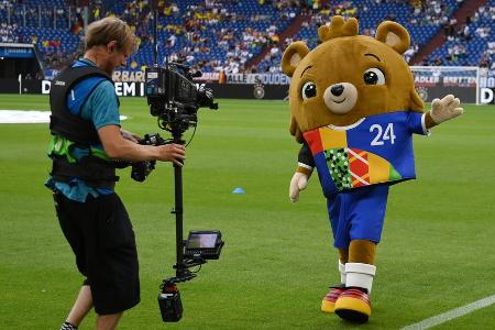 Fußball-EM 2024 in Deutschland: Wie kommen Fans an Tickets?