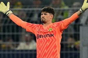 BVB bindet Torhüter Kobel langfristig