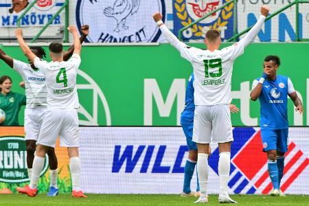 Fürth: Dritter Sieg dank Hansas Eigentor
