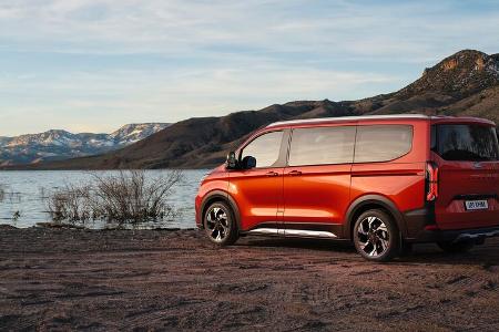 Ford E-Tourneo Custom 2023