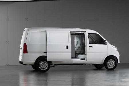 Fest E-Box M Seitenansicht mit Schiebetür