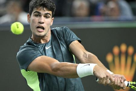 Alcaraz scheitert überraschend im Achtelfinale von Shanghai