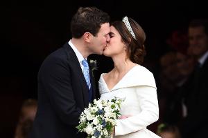 Prinzessin Eugenie feiert fünften Hochzeitstag mit süßem Familienbild